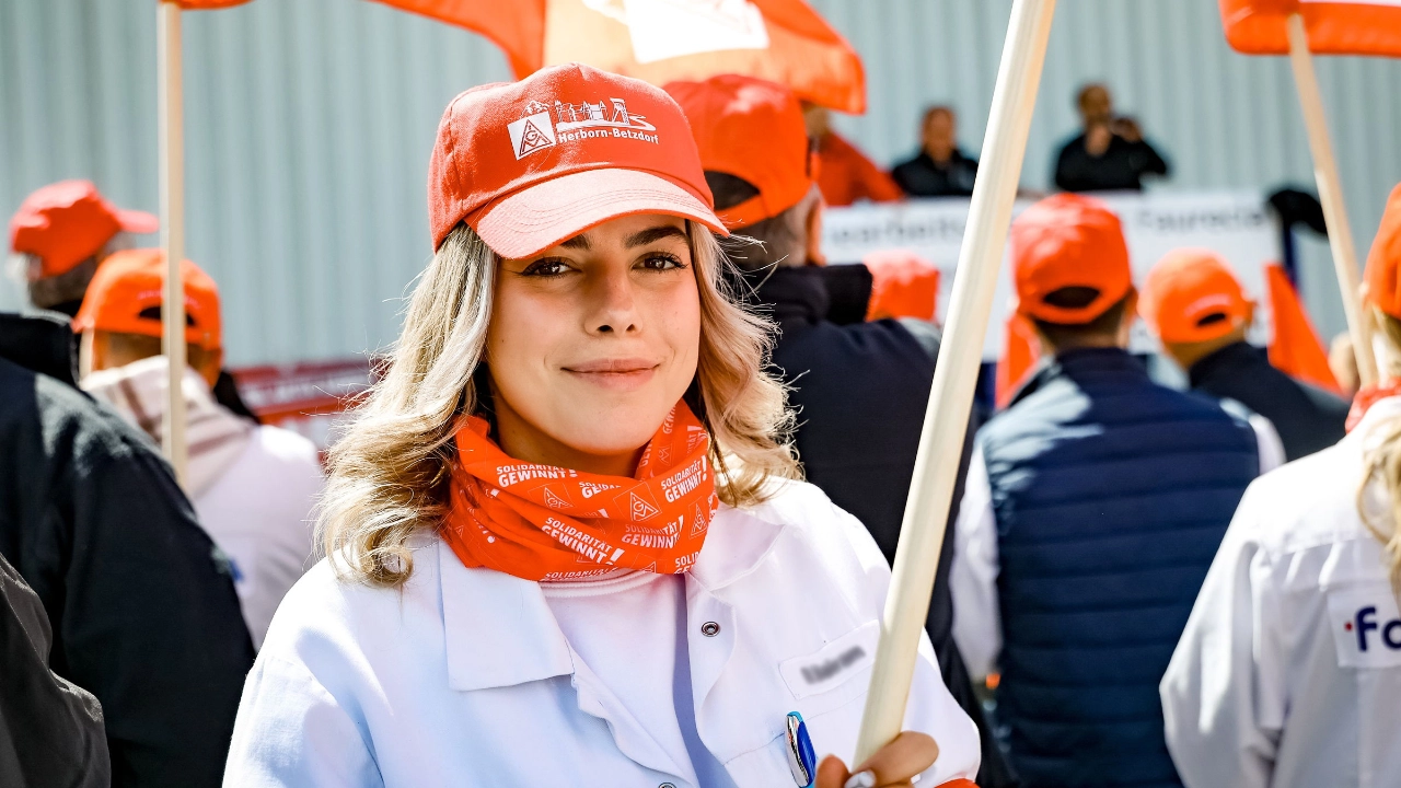 Beschäftigte auf einer Demonstration der IG Metall